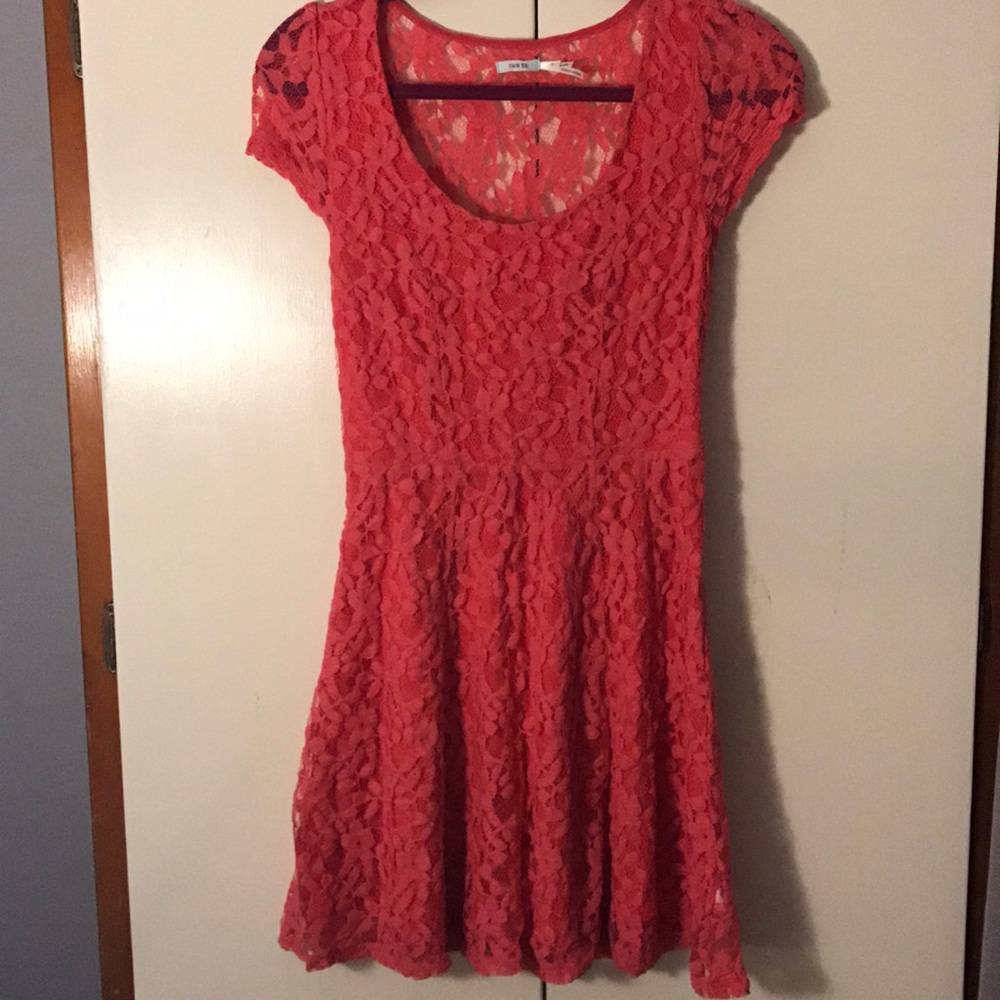 Kimchi Blue coral lace dress open back
